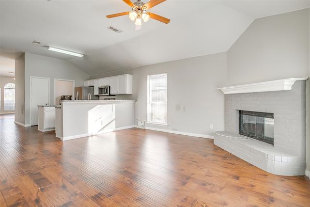 927 Simon Drive, Cedar Hill, TX 75104