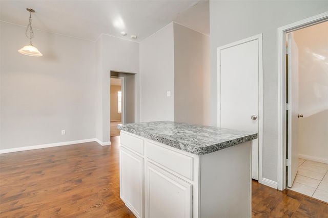 927 Simon Drive, Cedar Hill, TX 75104