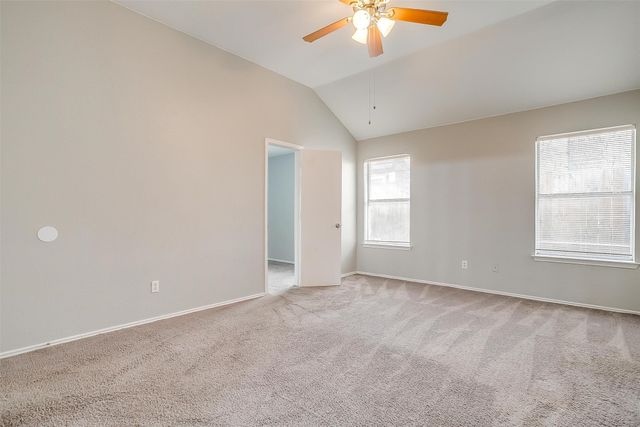 927 Simon Drive, Cedar Hill, TX 75104