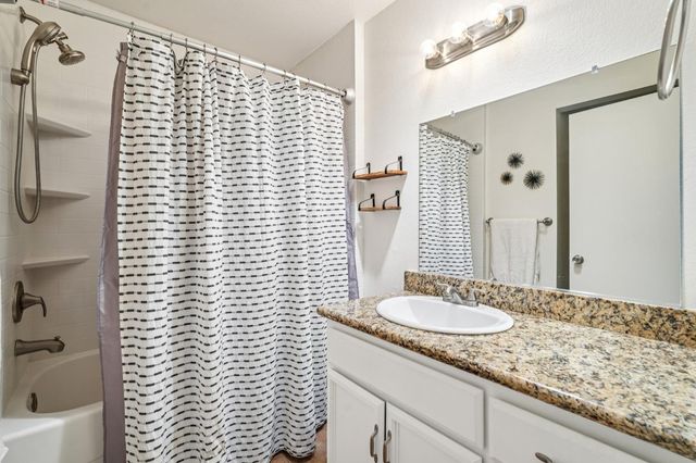 3061 Latham Ln, El Dorado Hills, CA 95762