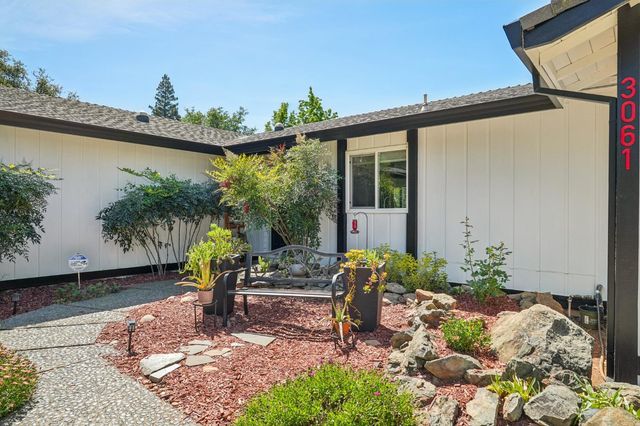 3061 Latham Ln, El Dorado Hills, CA 95762