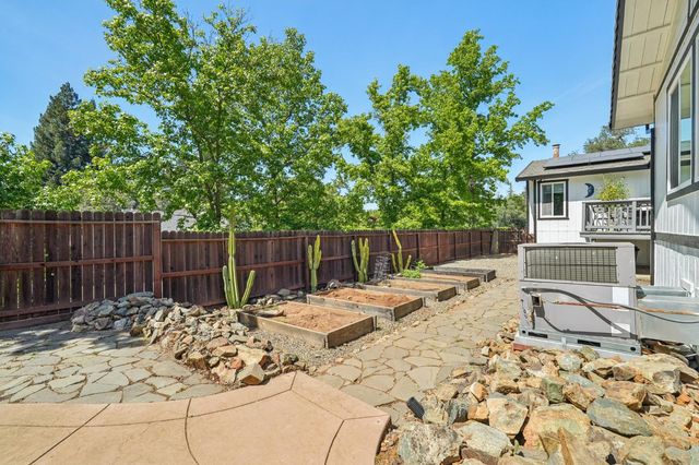 3061 Latham Ln, El Dorado Hills, CA 95762
