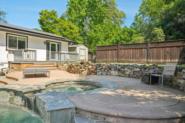 3061 Latham Ln, El Dorado Hills, CA 95762