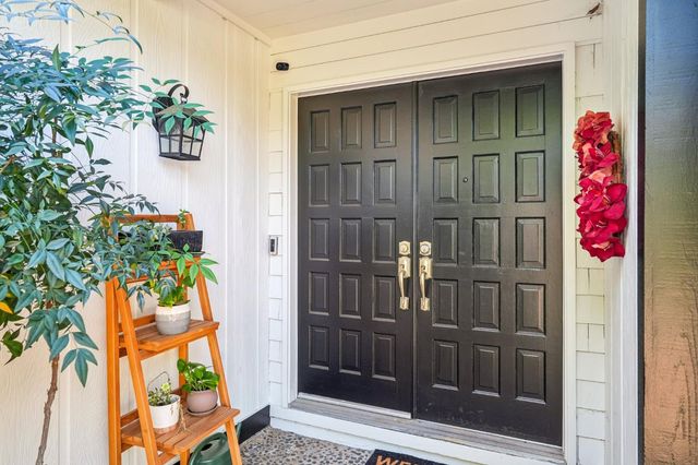 3061 Latham Ln, El Dorado Hills, CA 95762