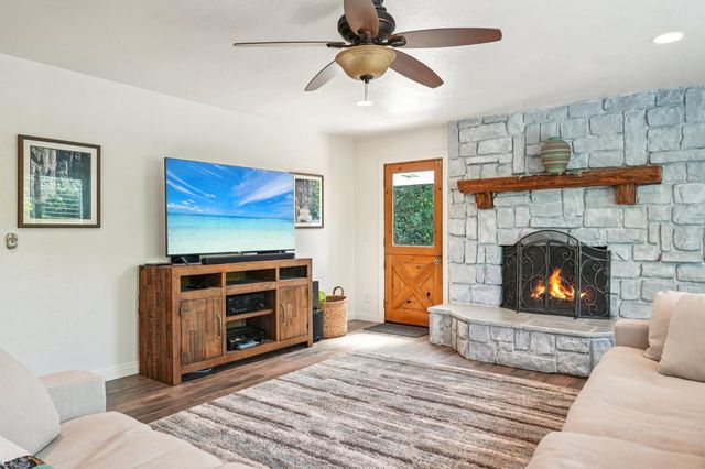 3061 Latham Ln, El Dorado Hills, CA 95762