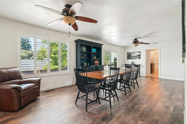 3061 Latham Ln, El Dorado Hills, CA 95762