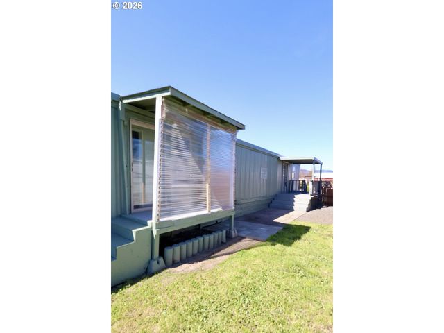 225 41ST St 36, Springfield, OR 97478