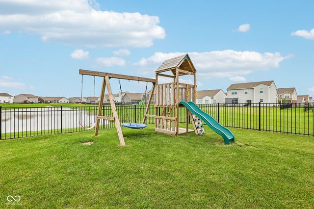 527 Buckthorn, Sheridan, IN 46069