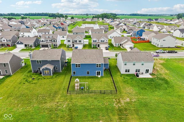 527 Buckthorn, Sheridan, IN 46069