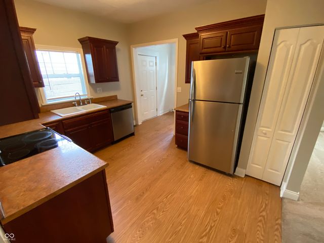 2458 N College Avenue, Indianapolis, IN 46205