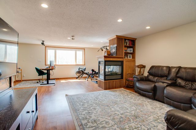 506 Mariann Lane, Dilworth, MN 56529