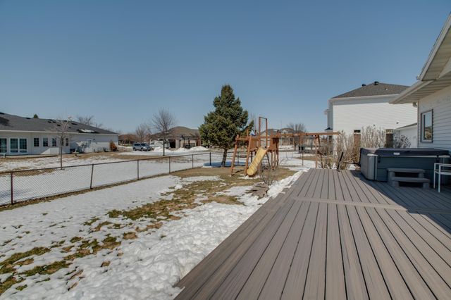 506 Mariann Lane, Dilworth, MN 56529