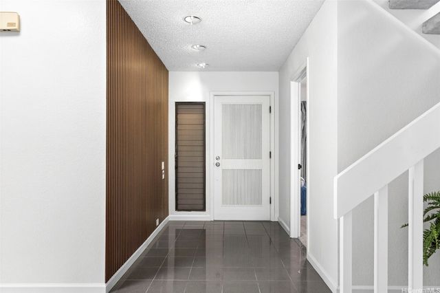 7539 Huialoha Street, Honolulu, HI 96825