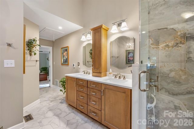55 Heritage Drive, Lake Wylie, SC 29710