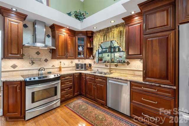 55 Heritage Drive, Lake Wylie, SC 29710