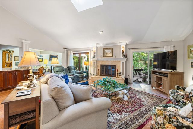 55 Heritage Drive, Lake Wylie, SC 29710