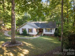 55 Heritage Drive, Lake Wylie, SC 29710