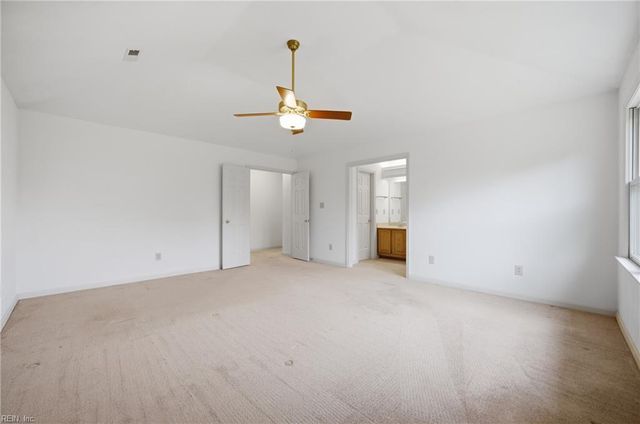 928 Fox Ridge TRL, Chesapeake, VA 23322