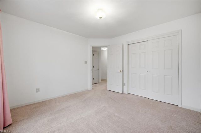 928 Fox Ridge TRL, Chesapeake, VA 23322