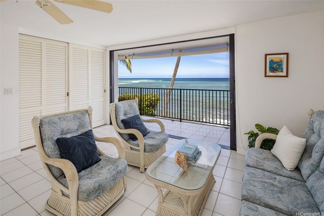2987 Kalakaua Avenue 205, Honolulu, HI 96815