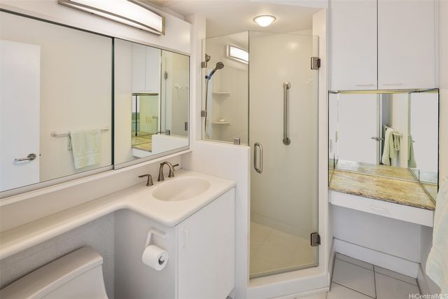 2987 Kalakaua Avenue 205, Honolulu, HI 96815
