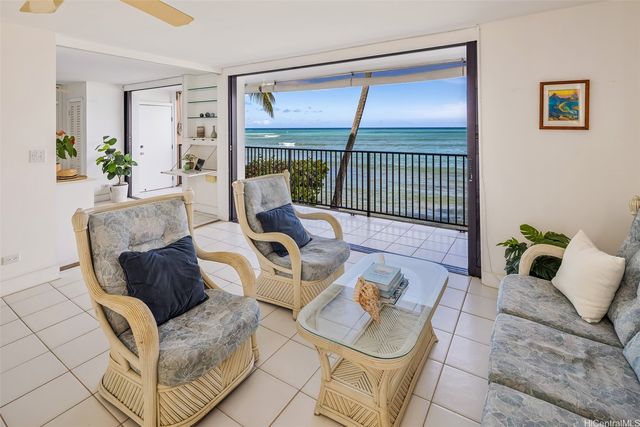 2987 Kalakaua Avenue 205, Honolulu, HI 96815