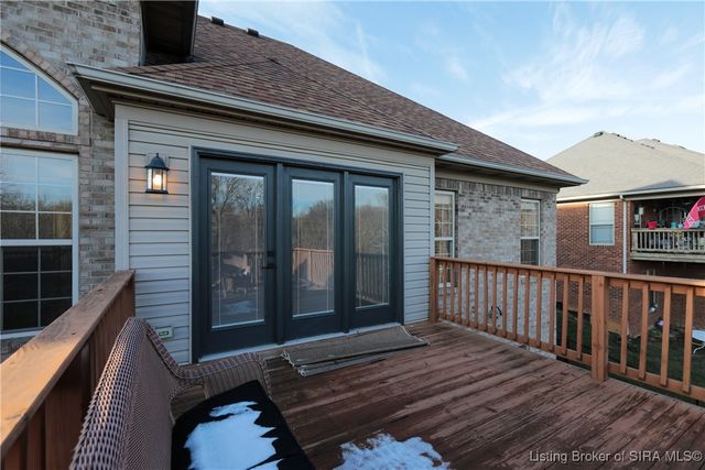 4012 Crestwood Drive, Floyds Knobs, IN 47119