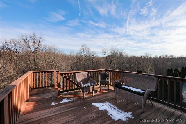 4012 Crestwood Drive, Floyds Knobs, IN 47119