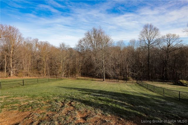 4012 Crestwood Drive, Floyds Knobs, IN 47119