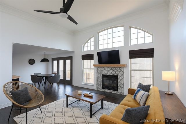 4012 Crestwood Drive, Floyds Knobs, IN 47119