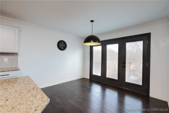 4012 Crestwood Drive, Floyds Knobs, IN 47119