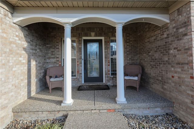 4012 Crestwood Drive, Floyds Knobs, IN 47119