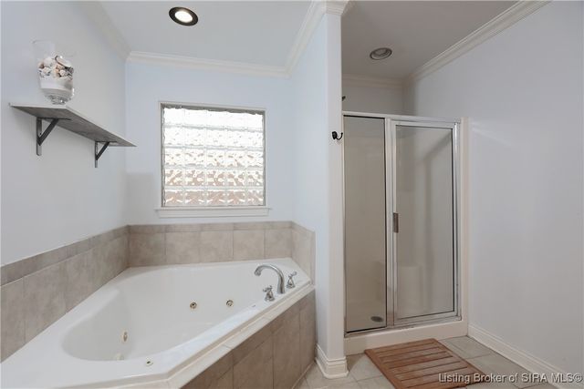 4012 Crestwood Drive, Floyds Knobs, IN 47119