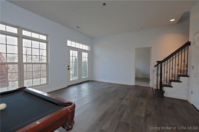 4012 Crestwood Drive, Floyds Knobs, IN 47119