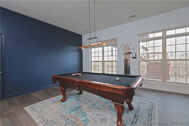 4012 Crestwood Drive, Floyds Knobs, IN 47119