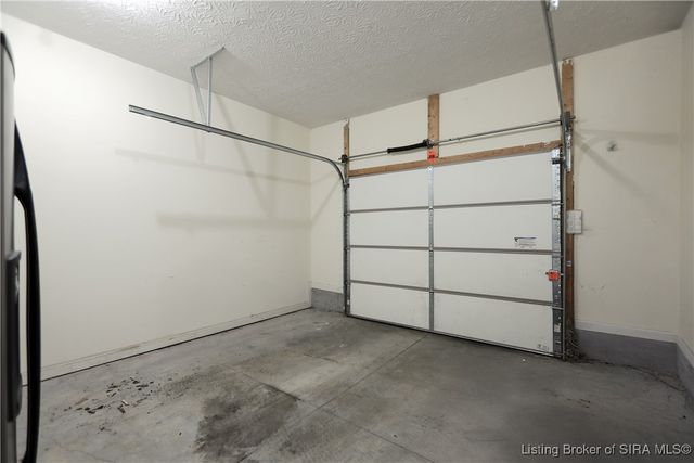 4012 Crestwood Drive, Floyds Knobs, IN 47119