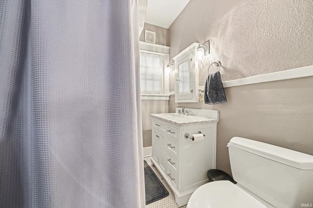 2605 Mishawaka Street, South Bend, IN 46615