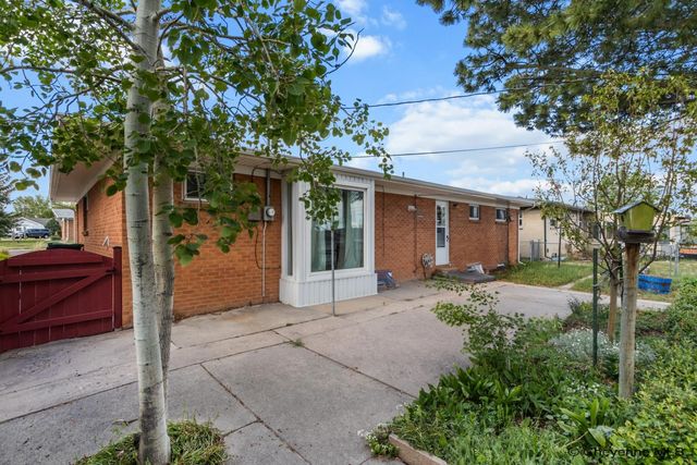 3235 FIR DR, Cheyenne, WY 82001