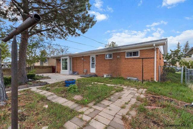 3235 FIR DR, Cheyenne, WY 82001