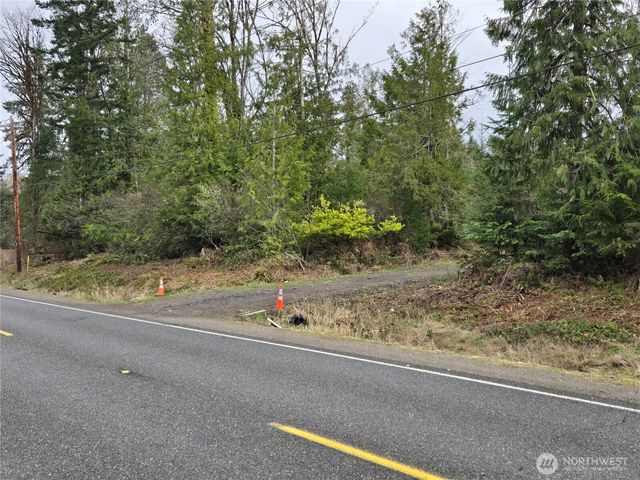 1801 E Crestview Drive, Shelton, WA 98584