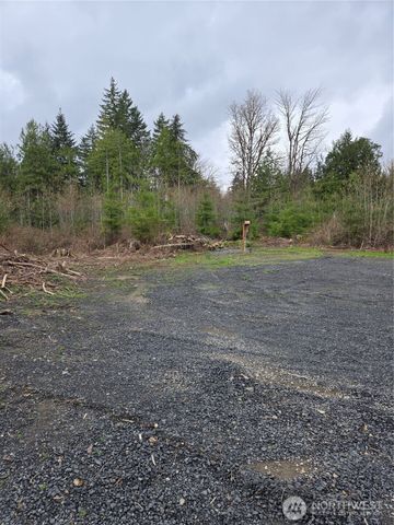 1801 E Crestview Drive, Shelton, WA 98584