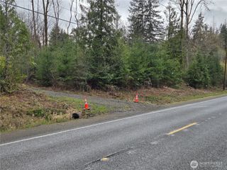 1801 E Crestview Drive, Shelton, WA 98584