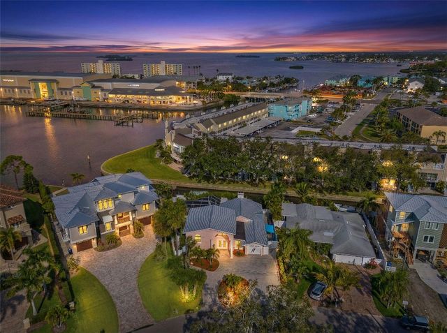 536 BAYWOOD DRIVE N, Dunedin, FL 34698