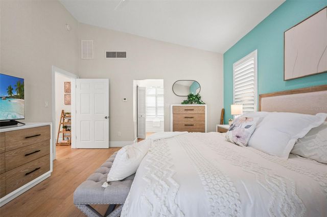 536 BAYWOOD DRIVE N, Dunedin, FL 34698