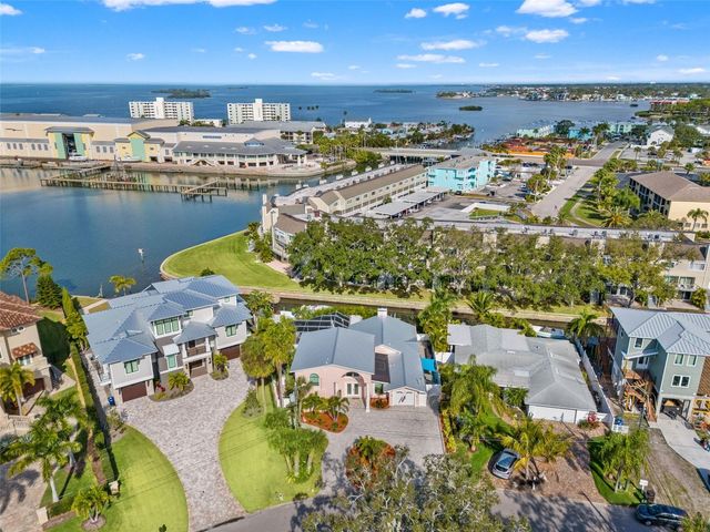 536 BAYWOOD DRIVE N, Dunedin, FL 34698