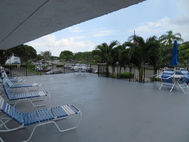 9233 SW 8th Street 119, Boca Raton, FL 33428