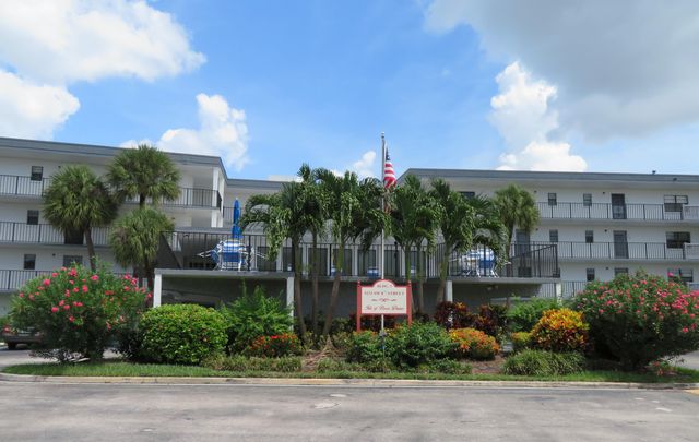 9233 SW 8th Street 119, Boca Raton, FL 33428