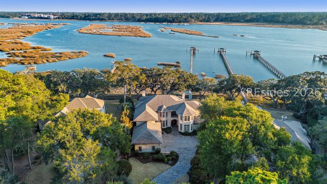 47 River Club Dr, Hilton Head Island, SC 29926