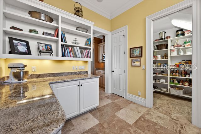 47 River Club Dr, Hilton Head Island, SC 29926