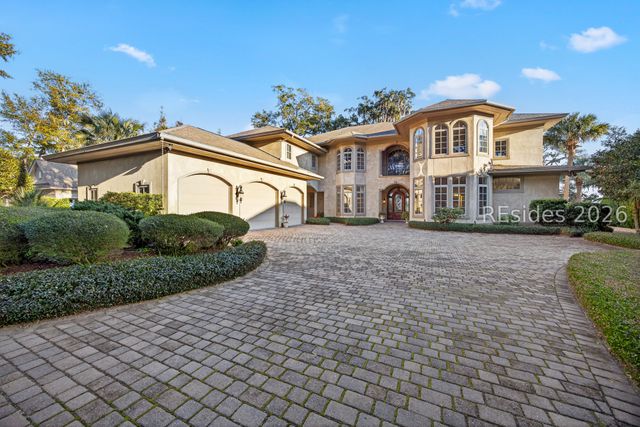 47 River Club Dr, Hilton Head Island, SC 29926